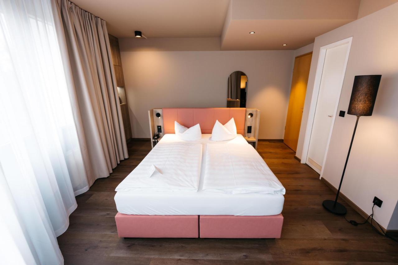 City Park Hotel Frankfurt  Buitenkant foto